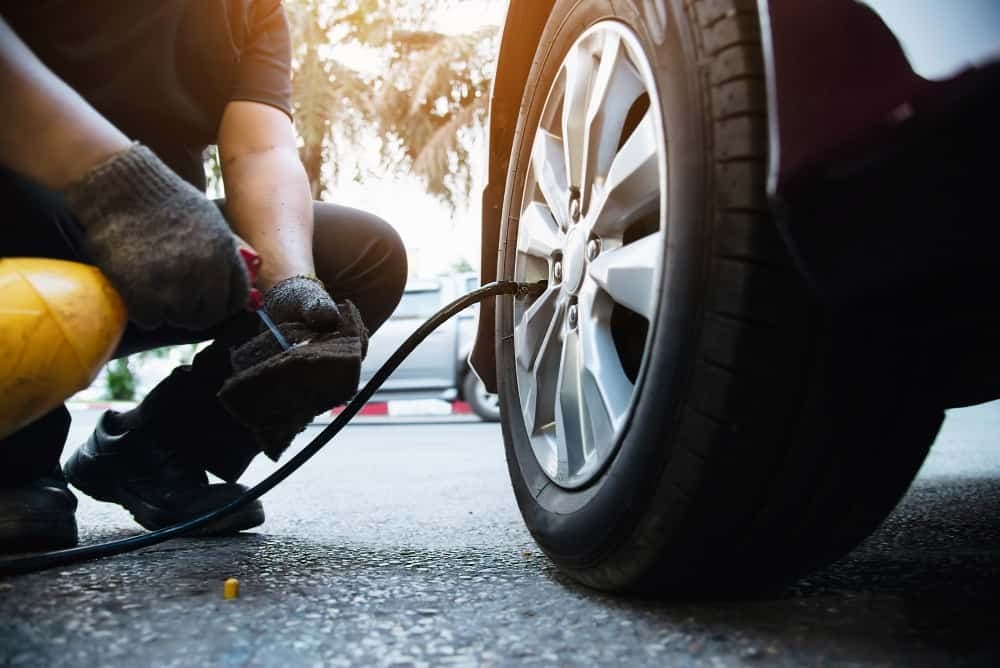 Roadside tyre change in under 20 minutes